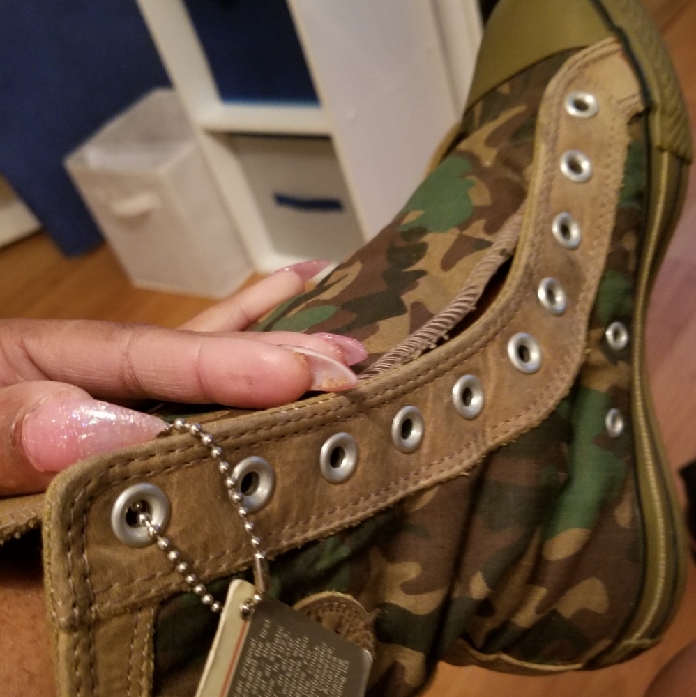 Converse Chuck Taylor high top sneakers